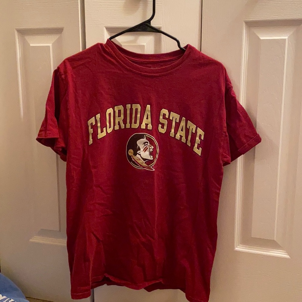 Burgundy Florida state University T shirt size Medium